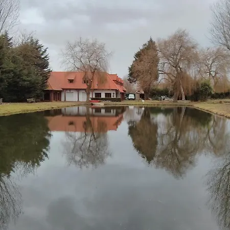 فندق مبيت وإفطار Les Etangs Des Couartes سا جوسْ